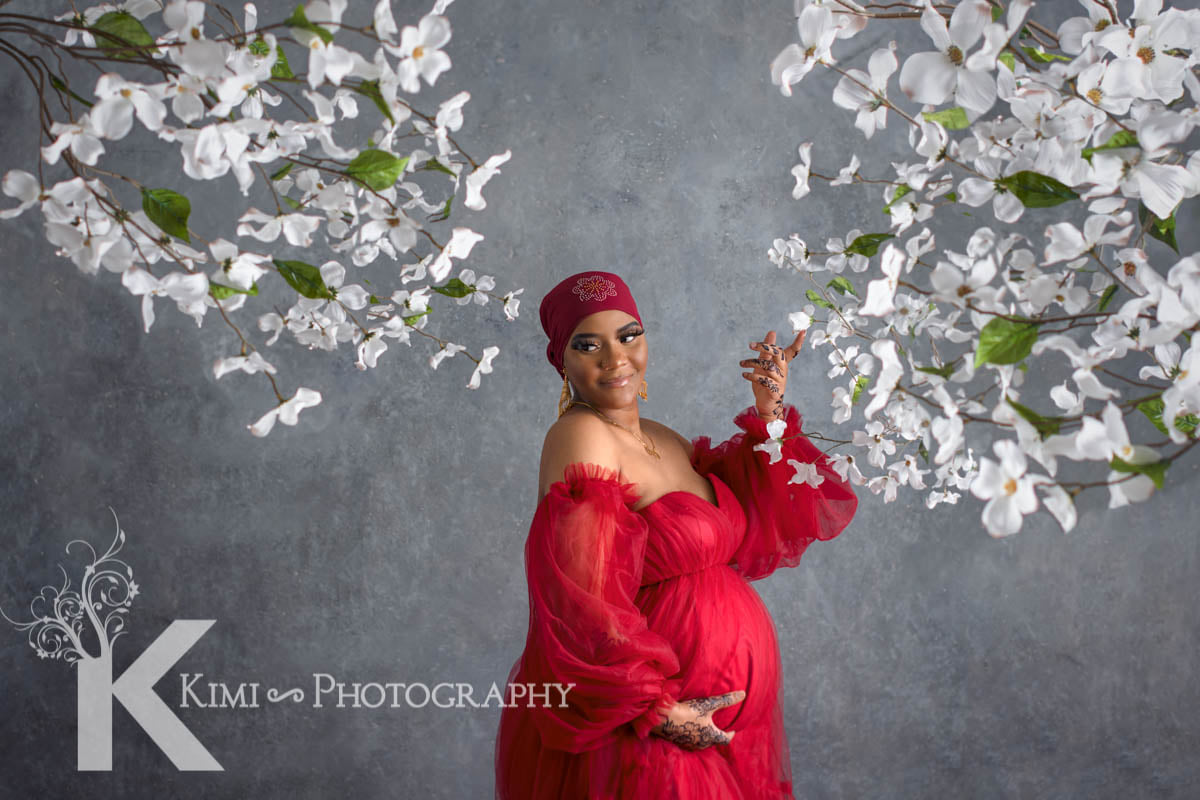 dressing beautifully for your maternity session with Kimi Photography in Portland Oregon.